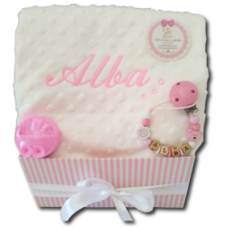 canastilla-regalo-bebe-personalizada-ideal
