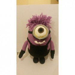 Minion morado Amigurumi